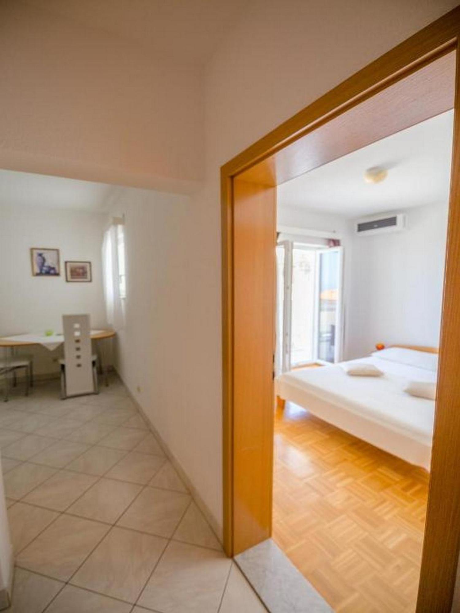 Apartments Bandalo Podstrana Phòng bức ảnh