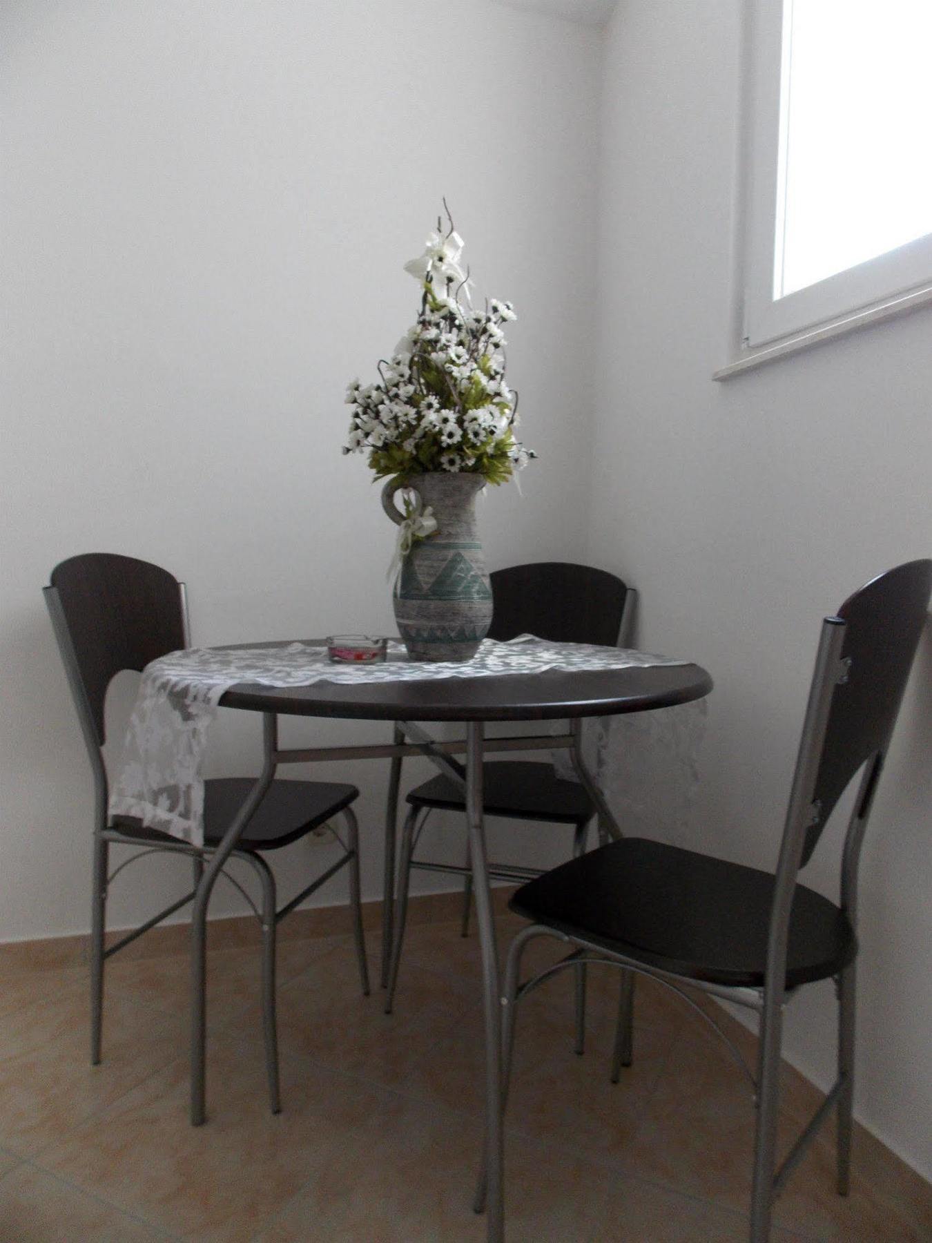Apartments Bandalo Podstrana Ngoại thất bức ảnh